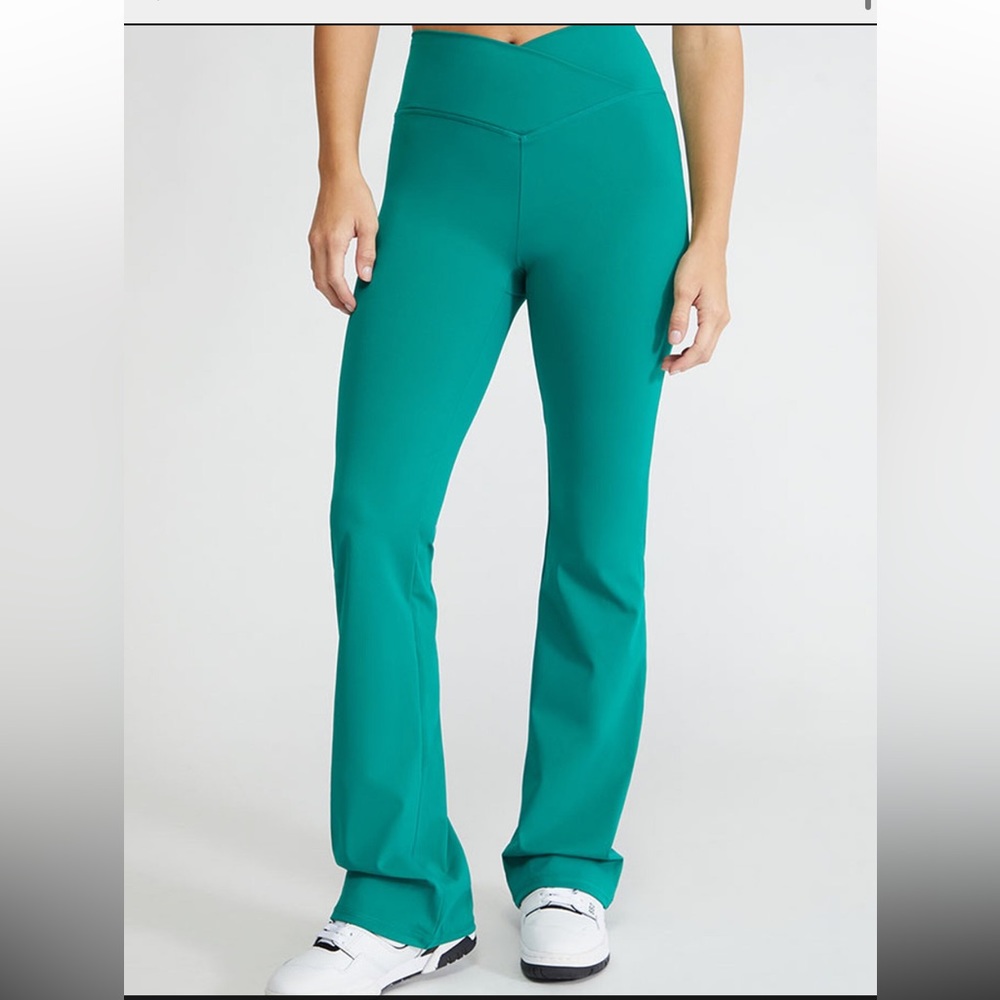 Pacsun green flare leggings